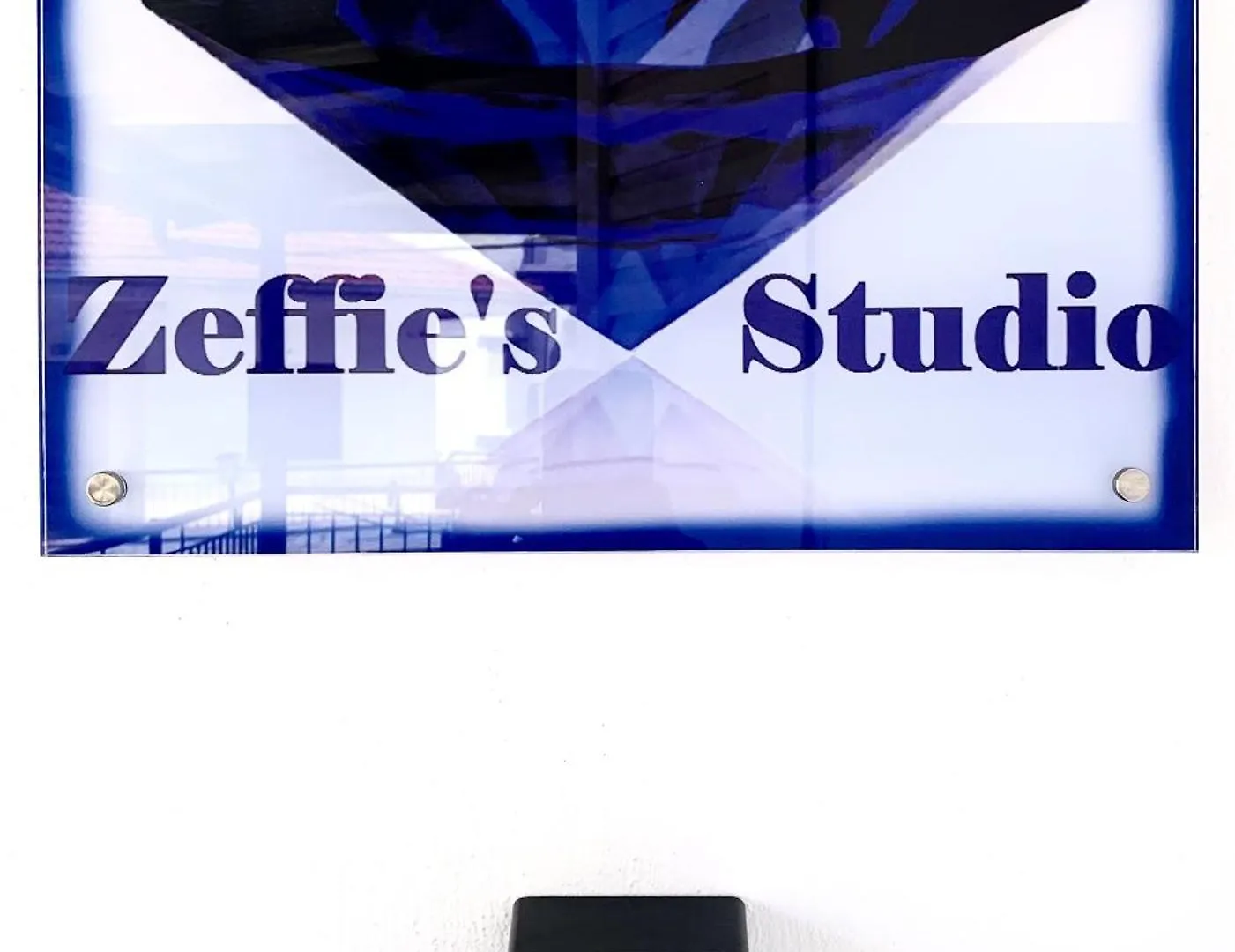 Zeffie'S Studio Olympiada 0*,